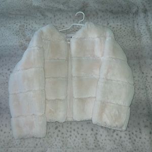 FashionNova white faux fur coat, size S :)